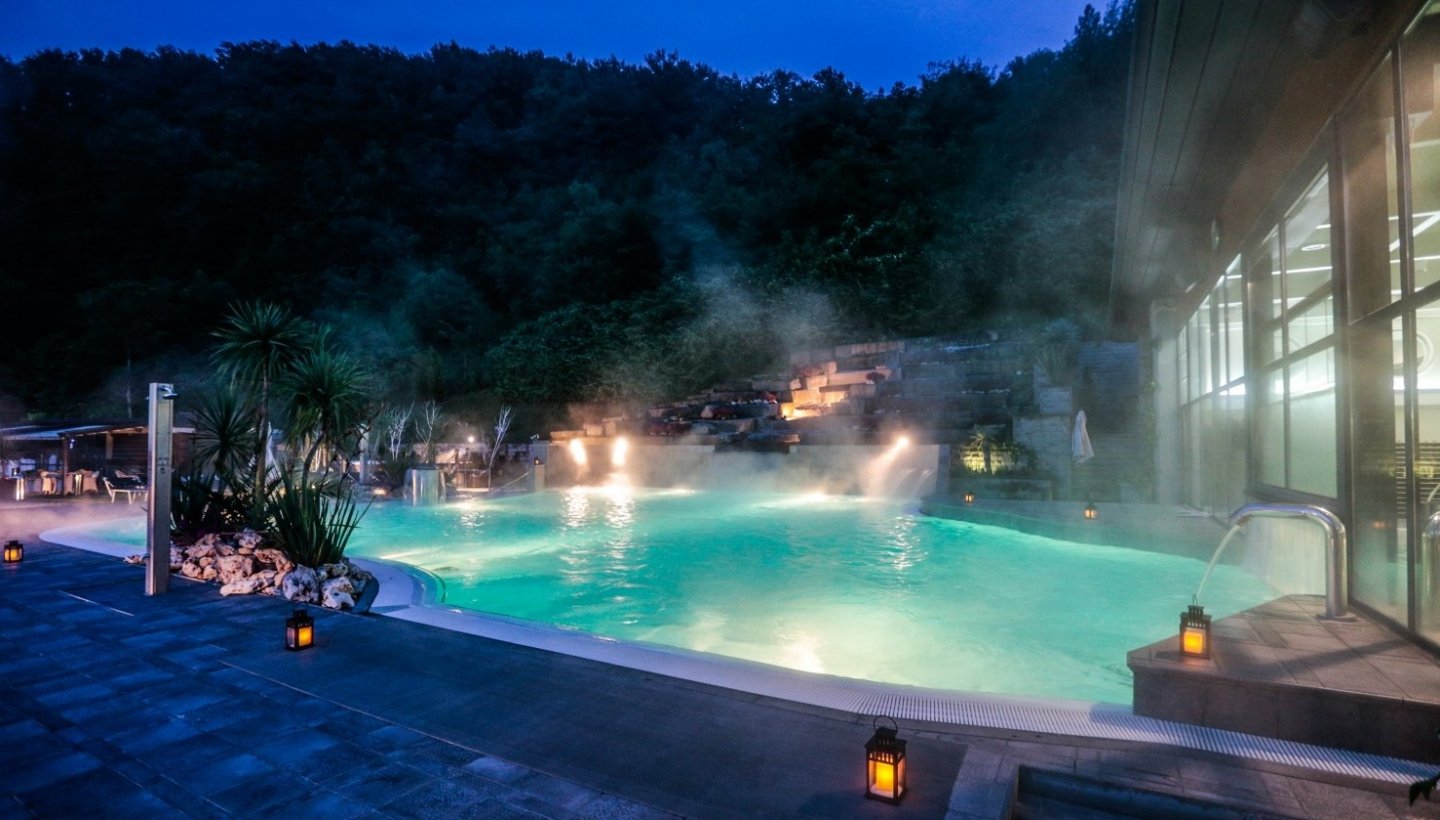 Piscina Termale | Ròseo Euroterme Resort 4* Piscina Termale | Ròseo Euroterme Resort 4*